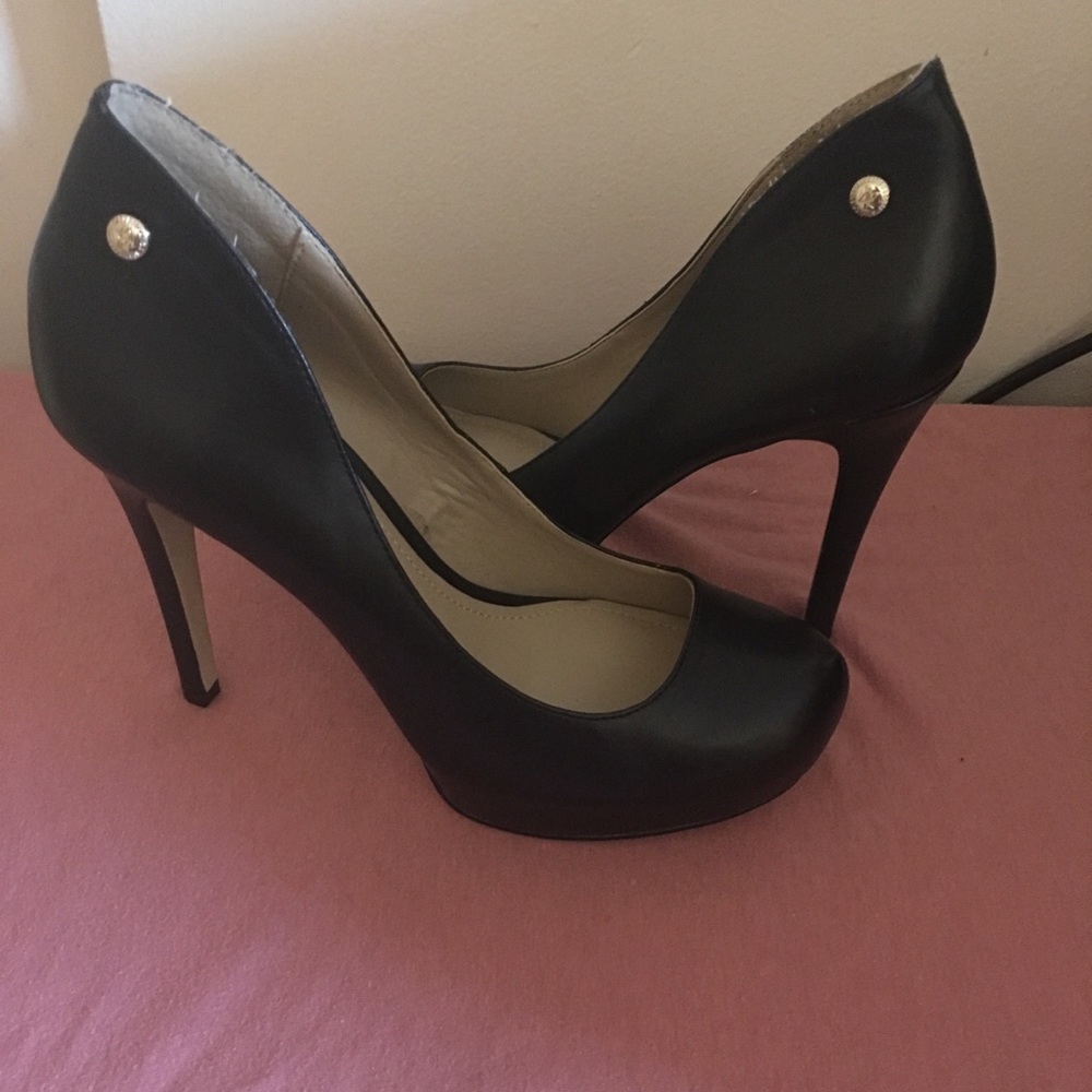 BCBGeneration  pumps black shoes